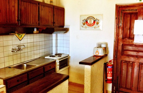 Koutsounari Apartment | Southern Crete, Filoxenia Villa, is a group of ten holiday apartments