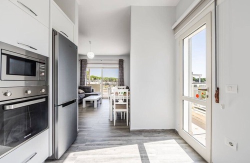 Ishem Apartment | Spacious Apartment Near the Beach | Gjiri i Lalzit by PikHost