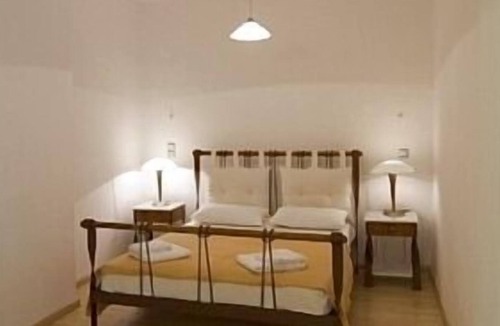 Kato Galatas Villa | Spacious Family Villa/ Sandy Beach, Restaurants and Shops Close by