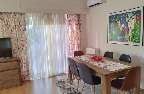 Khalandrion Apartment | Spacious flat ideal for families