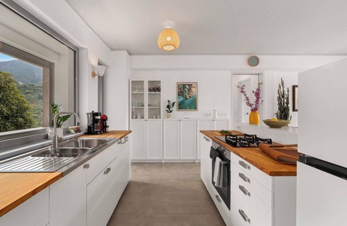 Pefki House | Spacious self-contained accommodation at the foothills of mount Taygetus