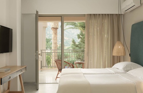 Agia Galini Villa | Spectacular Agios Vasilios Suite | Loyce Suite | 1 Bedroom | Private Furnished