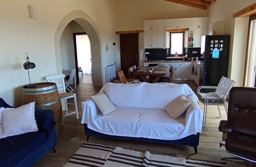 Akrotiri Villa | Spectacular villa with sea view,6min drive from Chania airport,near famous beach