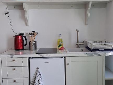 Katapola House | Spice Suites-Lime