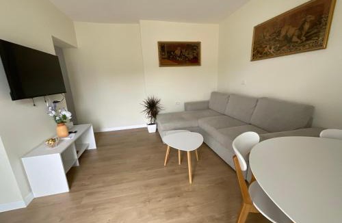 Permet Apartment | Spring apartment in Permet