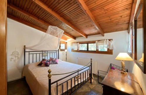 Nea Iraklia Villa | Stefania Garden Houses - 3 Minutes from the Sea