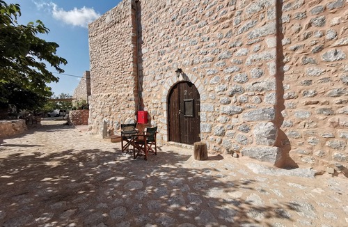 Omales Apartment | Stone built studio for 3,Olive Grove,Near Beach,Mani 2