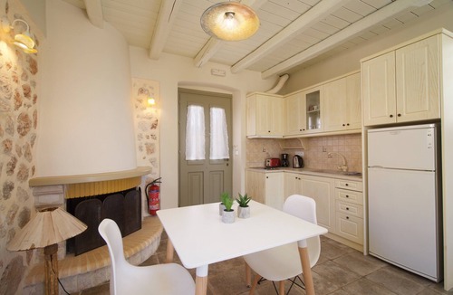 Fiskardo Apartment | Stone Cottages, Rigani sea view-shared pool