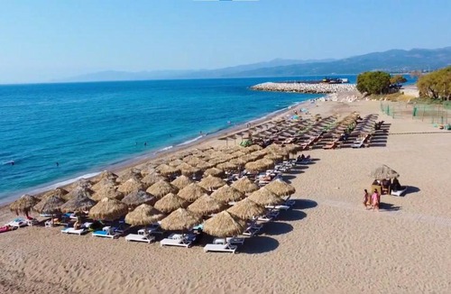 Kiparissia Apartment | Stone Family Home Garden Center Beach