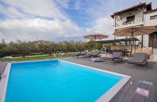 Nea Potidaia Villa | Stone Vista by RentalsPro - Nea Poidaia Halkidiki