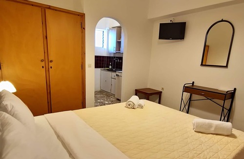 Melikia Apartment | Studio Apartment 'Alexandra Studio 5' with Private Balcony & Wi-Fi