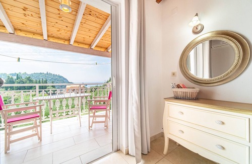 Lakones Apartment | Studio Apartment 'Arianna Deluxe Studio 21' with Sea View, Shared Pool & Wi-Fi