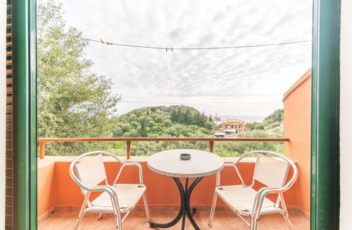 Lakones Apartment | Studio Apartment Arianna Studio 12 with Sea View, Shared Pool & Wi-Fi