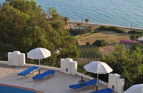 Agios Gordios Apartment | Studio Apartments Maria with Pool - Agios Gordios Beach