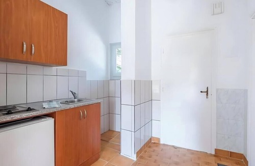 Notos Apartment | Studio Apartment 'Maltas 6' with Shared Terrace, Wi-Fi and Air Conditioning