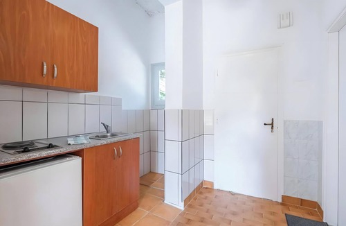 Notos Apartment | Studio Apartment 'Maltas 6' with Shared Terrace, Wi-Fi and Air Conditioning