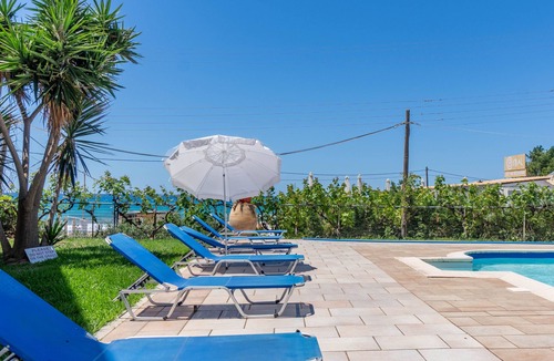Agios Gordios Apartment | Studio Apartment 'Mires House Side Ground Floor 3' with Shared Pool, Wi-Fi and Air Conditioning