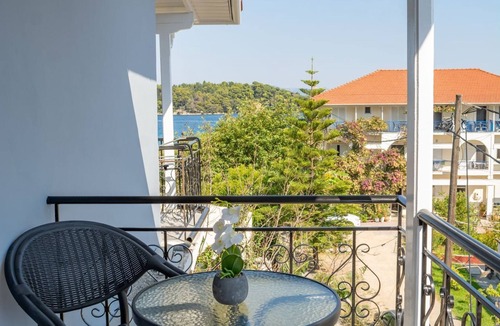Nidri House | Studio Apartment with Sea View