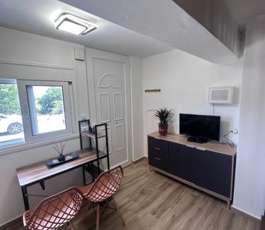 Killini Apartment | Studio Elpida