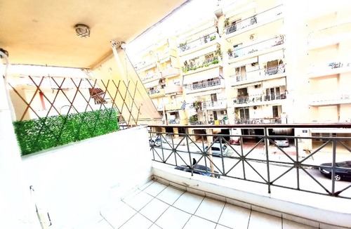 Thessaloniki Apartment | Studio in the Sun individual
