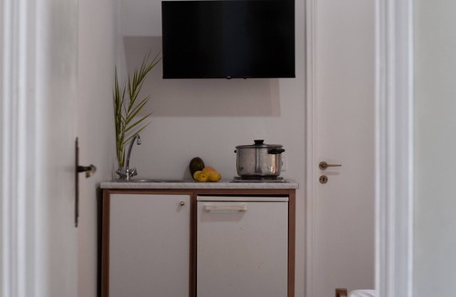 Lefkas Apartment | Studio "Krinos 2" with Mountain View, Garden & Wi-Fi