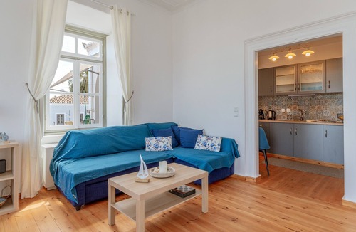 Spetses Apartment | Studio 'Martha's House' with Sea View, Wi-Fi and Air Conditioning