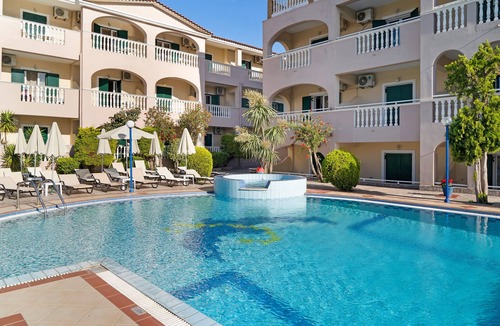 Tsilivi Apartment | Studio 'Sandy Maria Studio 205' with Shared Pool, Wi-Fi