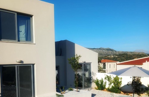 Armenoi Villa | Stunning 2 bedroom private villa in Kastellos, Rethymno