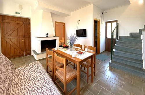 Paralia House | Stunning Home In Astros Arkadias With Wifi
