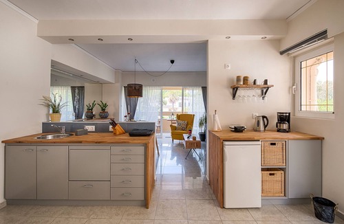Rhodes Town Apartment | Stylish central apartment in Rhodes City - 5 mins to Old City & the beach