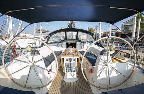 Keramoti Boat Rental | Sun-Kissed Sailing Adventure in Egeo Norte - Islas Griegas