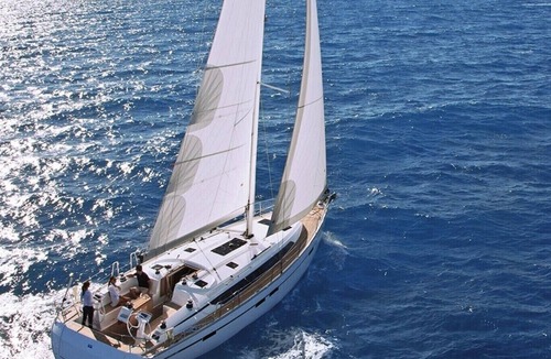 Skiathos Boat Rental | Sun-Kissed Sailing Adventure in Islas Esporadas