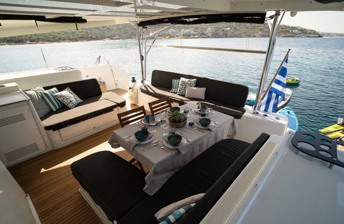 Pasalimani Boat Rental | Sun-Kissed Sailing Adventure in Islas Sarónicas