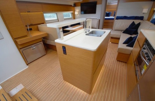 Pasalimani Boat Rental | Sun-Kissed Sailing Adventure in Islas Sarónicas