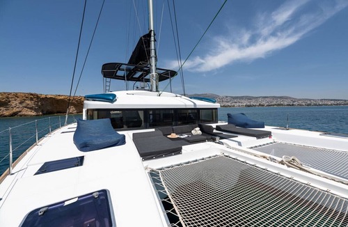 Alimos Boat Rental | Sun-Kissed Sailing Adventure in Islas Sarónicas