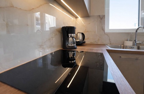 Irakleio Apartment | Sunny Minimal Studio Near Metro by ΜΡS