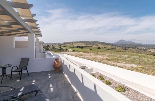 Milos House | Sunset Village 1