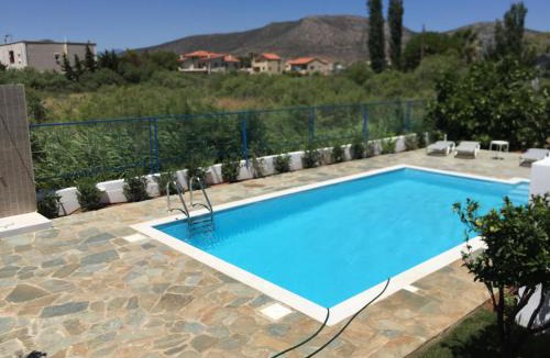 Schinias Villa | sxinias pool villa