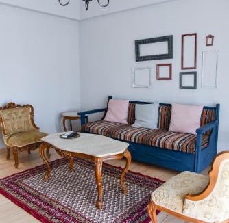 Metaxourgio Apartment | Tasia's Place