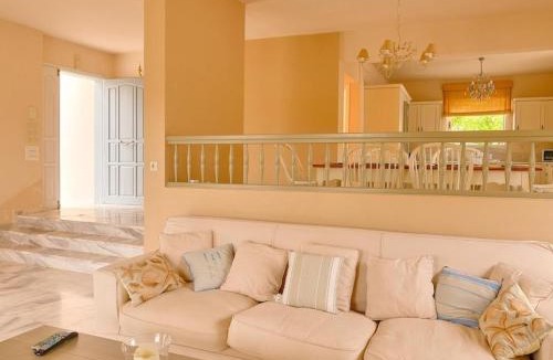 Agios Emilianos Villa | The Aghios Emilianos Dreamvilla wh infinite pool