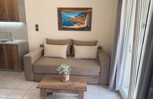 Igoumenitsa Apartment | The Castle