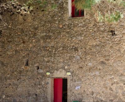 Manitochori House | The Cerigo Manifesto Guests