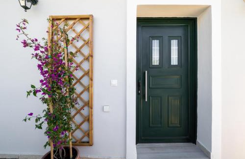 Petriti Apartment | The Cottage