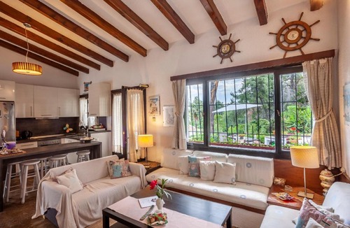 Sane Villa | The Gift Sani Villa
