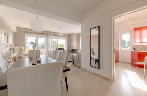 Varkiza Apartment | The HostMaster Beachside Retreat