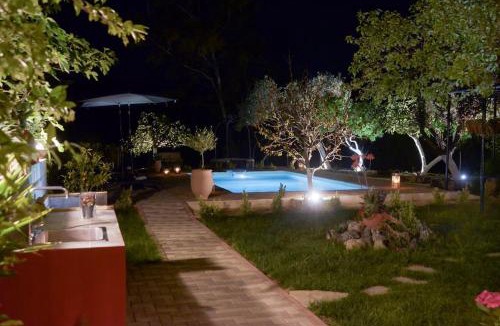 Dassia Villa | The Red House in Dassia