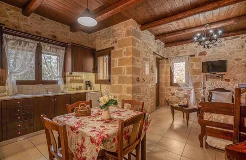 Zerviana House | The Stonemade houses "Kiriaki" Entire home in Kavousi, Greece