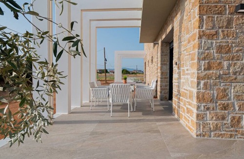 Paralia Dionysiou Apartment | Theano Sea Suite 1 by Travel Pro Services