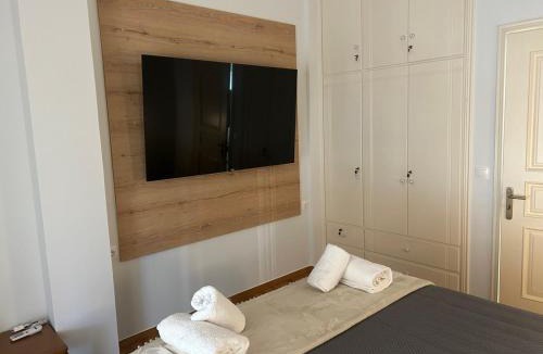 Panaitolion Apartment | THEODORA SUITE SMART KEY BOX by WESTBOOKING GR
