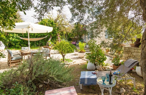 Magazia Apartment | Thodoros in Paxi with 3 bedrooms and 2 bathrooms